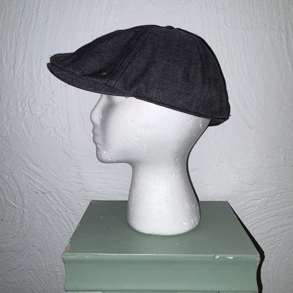 Grey vintage cap